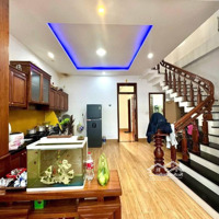 Nhà 2 Tầng Thiết Kế Hiện Đại, Gỗ Xịn Xò Xóm 4 Lại Thế, Ô Tô Tận Nhà