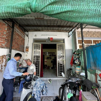 Hàng Hiếm! Nhà Hộ Khẩu Thủ Đức 65M2, Chỉ 3,3 Tỷ, Sổ Hồng Riêng, Không Dính Quy Hoạch