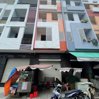 Bán Nhà Ngộp 1 Trệt 3 Lầu Khu Dân Cư Tiện Kinh Doanh, Gần Ngân Hàng Acb Long An