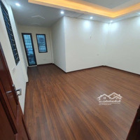 Bán Nhà Nguyễn Đình Hoàn, Cầu Giấy 40M2