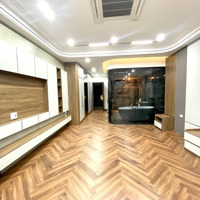 Siêu Phẩm Phố Ngọc Lâm Long Biên