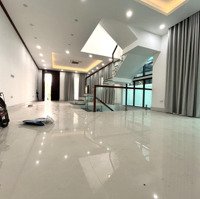Cho Thuê Liền Kề Vinhomes Green Bay Lô Góc 90M2 X 4 Tầng 1 Hầm 55 Triệu 0903409888