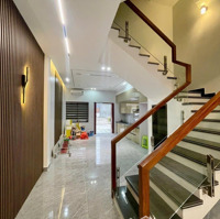Nhà 4 Tầng Dân Xây Độc Lập Khu Phân Lô Văn Cao