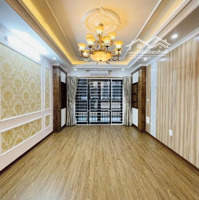 Cho Thuê Nhà Nguyên Căn Tại Thái Hà, 60M2 X 5T, Có Thang Máy. Giá Cho Thuê 28 Triệu/Tháng