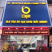 Cho Thuê Nhà Mặt Phố Đườngcầu Giấy Diện Tích 70M,Mặt Tien 5M Thông Sàn,Vỉa Hè Rộng,Gần Chỗ Quay Đầu