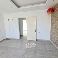 Bán Nhà Lô Góc Mega Village Khang Điền, 130M2, Ngang Bề Thế 9.5M, 3 Tâng, Hoàn Thiện Cơ Bản