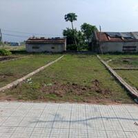 CHÍNH CHỦ CẦN BÁN! mảnh 100m2 vỉa hè rộng view bãi tắm sẵn sổ đỏ giá 12tr/m