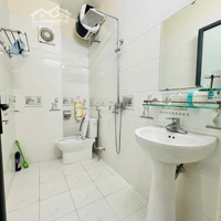 Nhà Ô Tô Đỗ Cửa - Bên Cạnh Là Trường Mầm Non & Tiểu Học Cổ Nhuế 2 . Ngõ Thông, Kinh Doanh