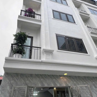 Nhà Bát Khối 35M Xây 5 Tầng Ngay Hồ Oto Đỗ Ngày Đêm 4,5 Tỷ.