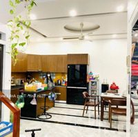 Bán Nhà 119M2 Trung Tâm Lê Hồng Phong Biệt Thự 4 Tầng Thang Máy