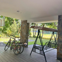 Bán Biệt Thự 375M2 Mặt Hồ Hoàng Gia Full Nội Thất Sẵn Ở Kinh Doanh. Giá Cắt Lỗ 2X Tỷ. Liên Hệ: 0962202555