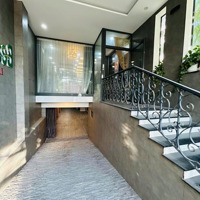 Deal Hời! Chủ Đi Nước Ngoài Nên Cần Bán Nhà 3 Lầu 1 Trệt,Diện Tích167M2, Giá Bán 28Ty Thương Lượng