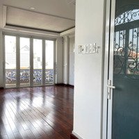 Chdv, Khách Sạn, Phùng Văn Cung, 11 Phòng, Đầy Đủ Tiện Nghi, Pccc