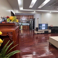 Chính Chủ Cần Bán Căn Hộ 04 Phòng Ngủ- 146,3M2 Tại 101 Láng Hạ, Giá Ưu Đãi 10,5 Tỷ