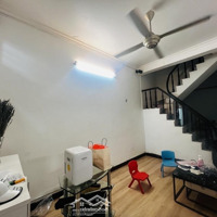 Bán Nhà Riêng Tại Đường Trương Định, Hai Bà Trưng, Hà Nội, 5 Tỷ, 28M2 Giá Tốt