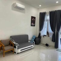 BÁN NHÀ Đẹp-Hòn Xện-DT 70M(4,5 X16M)-2PN-ĐƯỜNG-7m-gần biển-chỉ 3ty
