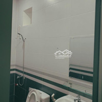 Bán Nhà 4X18 M, Mặt Tiền Đường Bàu Cát 5, Đối Diện Công Viên Bàu Cát, P.14, Tân Bình