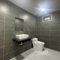 Siêu Vị Trí Nhà 6 Lầu Đường Lê Thánh Tôn Quận 1,Khu Phố Nhật Hàn Hđt:~5000Usd/1Th Giá: 32 Tỷ .