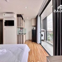 Studio Ban Công, Máy Giặt Riêng, Thang Máy Ô Tô Tận Cửa, Cư Xá Bắc Hải An Ninh, Nội Thất Cao Cấp