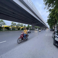 Siêu Phẩm Mặt Phố Phạm Văn Đồng, Bắc Từ Liêm. 800M2, Mặt Tiền 20M, Vỉa Hè Siêu Rộng, Lô Góc, 250 Tỷ