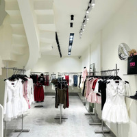 Chỉ 160 Triệu, Ngang 8M! Cho Thuê Nhà Đẹp Mặt Tiền Sư Vạn Hạnh Gần Vạn Hạnh Mall, Phường 12, Quận 10