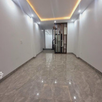 Bán Nhà Riêng Phố Thái Thịnh, Đóng Đa. Diện Tích: 56M2, 5 Tầng, Nhỉnh 10 Tỷ