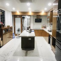 Nghĩa Tân, Cầu Giấy - Nhà Đẹp Ở Ngay - Ngõ Phân Lô, Ô Tô Dừng Đỗ Chạy Vòng Quanh-35M2 Chào 10,9 Tỷ