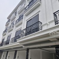 Bán Căn Nhà 4 Tầng Oto Vào Nhà Cách Đại Lộ Thăng Long 300M