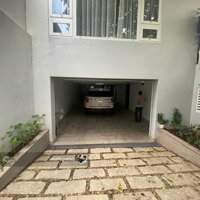 Cho Thuê Nhà Nguyên Căn 1 Trệt 2 Lầudiện Tíchlớn Hơn 200M Tại Thảo Điền - Không Gian Sống Lý Tưởng