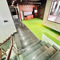 Cho Thuê Biệt Thự Sân Vườn 30 Tháng 4 , Dtsd 1000M2 , Thang Máy , 14 Phòng , Gọi Văn Phú