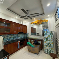 Bán Nhà Riêng Tại Phố Trạm, Long Biên, Hà Nội, Dân Xây Tâm Huyết, Giá Tốt 7,5 Tỷ, 40M2