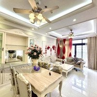Bán Căn Hộ 3 Phòng Ngủkhu Đô Thị Royal City, Diện Tích 130M2, 2 Vệ Sinh View 2 Ban Công Cực Thoáng, Vào Ở Ngay