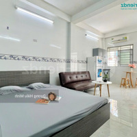 Căn Hộ Ban Công Full Nội Thất Siêu Đẹp / Ngay Chợ Nguyễn Thị Tần / Sát Quận 5,1 / Tiện Ích Đầy Đủ