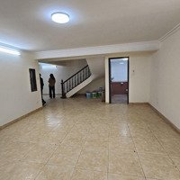 Cho Thuê Np 80M2, 25 Triệu, 4 Phòng Ngủ 4 Vệ Sinhtại Phố Âu Cơ, Quảng An, Tây Hồ, Hà Nội Giá Ưu Đãi