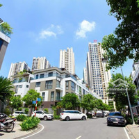 Cho Thuê Nhà Phố Hà Đô Centrosa, Phường 12, Quận 10 - Kinh Doanh Tự Do