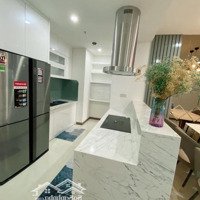 Chủ Nhà Cho Thuê Căn Góc Cc Central Plaza 91 Pvh Q.tb.diện Tích70M2 2P, 2 Vệ Sinh Giá Bán 12 Triệu. Liên Hệ: 0763380324