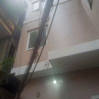 Cho Thuê Nhà Nguyên Căn Diện Tích 14M2 X 5 Tầng Ở Đặng Tiến Đông - Đống Đa Giá Bán 7.5 Triệu/Tháng
