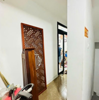 Mặt Tiền Quốc Lộ 13 Hbp - 231 M2 Xây 4 Tầng 20 Chdv Cho Thuê 100 Triệu/Tháng