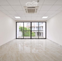 Cho Thuê Nhà Nguyên Căn Làm Văn Phòng Diện Tích 5*20M Có Thang Máy Giá 55 Triệu/Th
