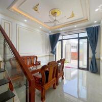 Nhà 1 Trệt 2 Lầu ngay UBND phường Long Bình Tân