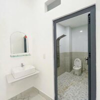 Nhà 1 Trệt 2 Lầu ngay UBND phường Long Bình Tân