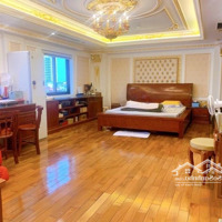 Bán Gấp Toà Nhà 190M2 Xây 8 Tầng Mặt Phố Linh Lang Mặt Tiền 7,6M Hạ Chào Còn 99,5 Tỷ