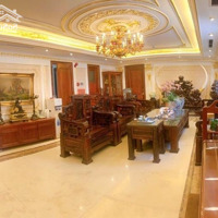 Bán Gấp Toà Nhà 190M2 Xây 8 Tầng Mặt Phố Linh Lang Mặt Tiền 7,6M Hạ Chào Còn 99,5 Tỷ