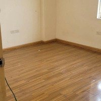 Cho Thuê Tập Thể G23 Thành Công, Tầng 2 Diện Tích 70M2, 3 Phòng Ngủ, 1 Vệ Sinhgiá Bán 8 Triệu/ Tháng