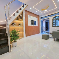 Bán Nhà Mới Vip-Hòn Xện- Diện Tích: 82M(5X17M)3Tầng-5Pn-Đ10M-Gần Biển-Chỉ Nhỉnh 5.X.ty