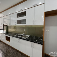 Hot! Chính Chủ Bán Căn Hộ Diện Tích 129.9M2 - 3 Phòng Ngủ - Đủ Đồ - Chung Cư Cs 113 Trung Kính