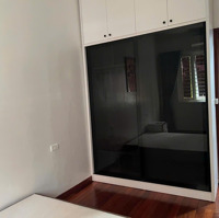 Chính Chủ Cho Thuê Nhà Đội Nhân B.đình 100 X 4T Điều Hòa ,Nóng Lạnh,Nội Thất Đầy Đủ Giá 28 Triệu