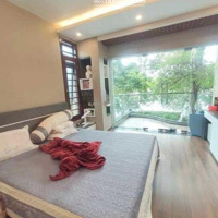 Bán Nhà Mai Dịch 91M2, 5T Lô Góc, Ô Tô Tránh, Gara Ô Tô, Dòng Tiền 50 Triệu/Tháng, Giá Như Bán Đất