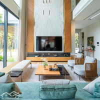 Duy Nhất! Biệt Thự 2 Mặt Tiền, View Hồ, Sân Vườn Rộng, 4 Phòng Ngủ 3 Tầng, Còn Vài Căn, Full Tiện Ích