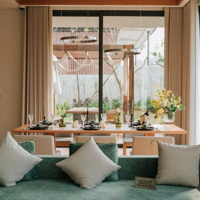 Duy Nhất! Biệt Thự 2 Mặt Tiền, View Hồ, Sân Vườn Rộng, 4 Phòng Ngủ 3 Tầng, Còn Vài Căn, Full Tiện Ích